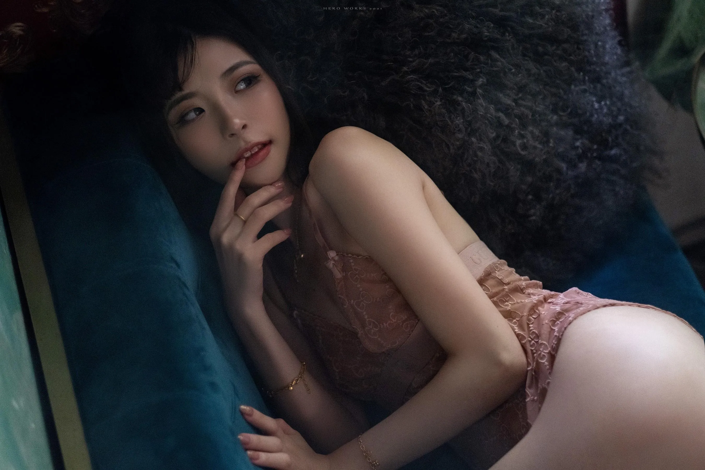 陈妮妮UNI – NO.16 我的血管流都是辣椒油 [23P]插图6